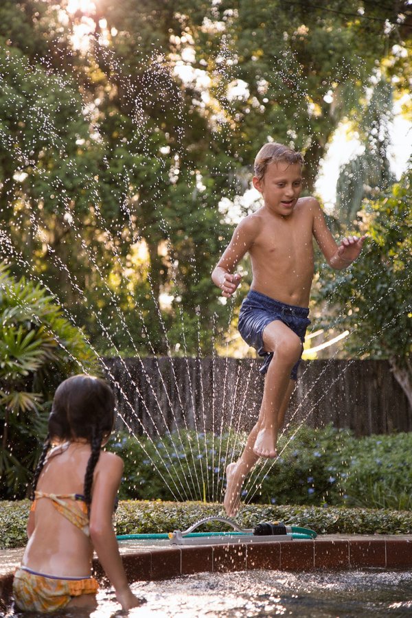 Comment faire pour construire une piscine à coque dans sa maison ?